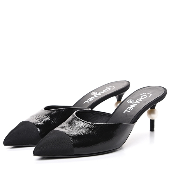 CHANEL Shoes - 😍CHANEL😍2019 Pearl Cap Toe Heel Mules 39